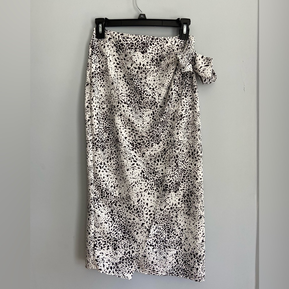Black and White Long Skirt